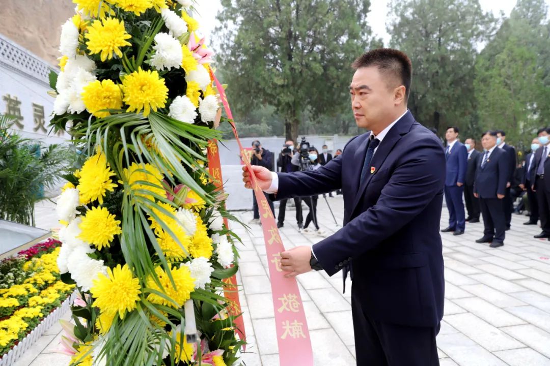 河津举行2021年烈士纪念日公祭仪式
