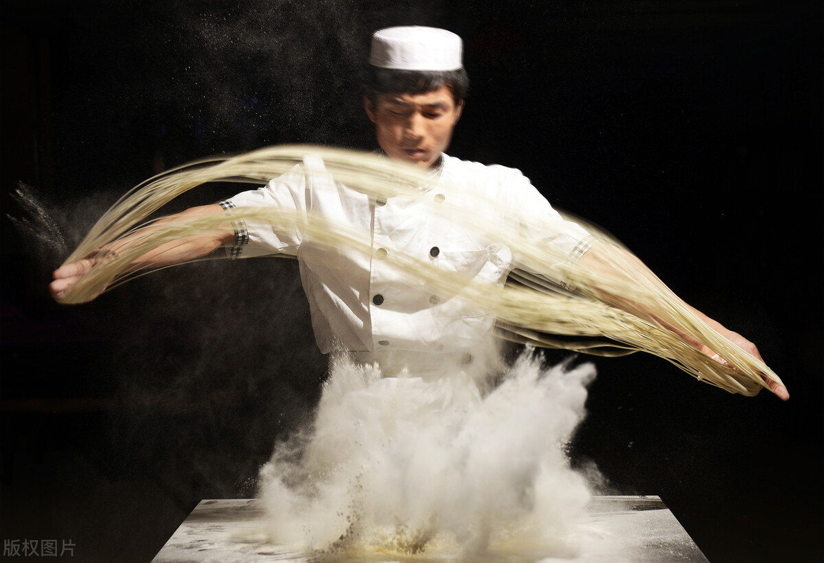 拉面哥要凉凉?蹭热度的主播从3000降到30,他经历了什么?