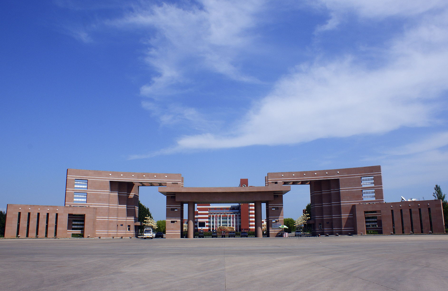这所学校,原本是三大农业学校之一,最终为啥却变成了工业大学?