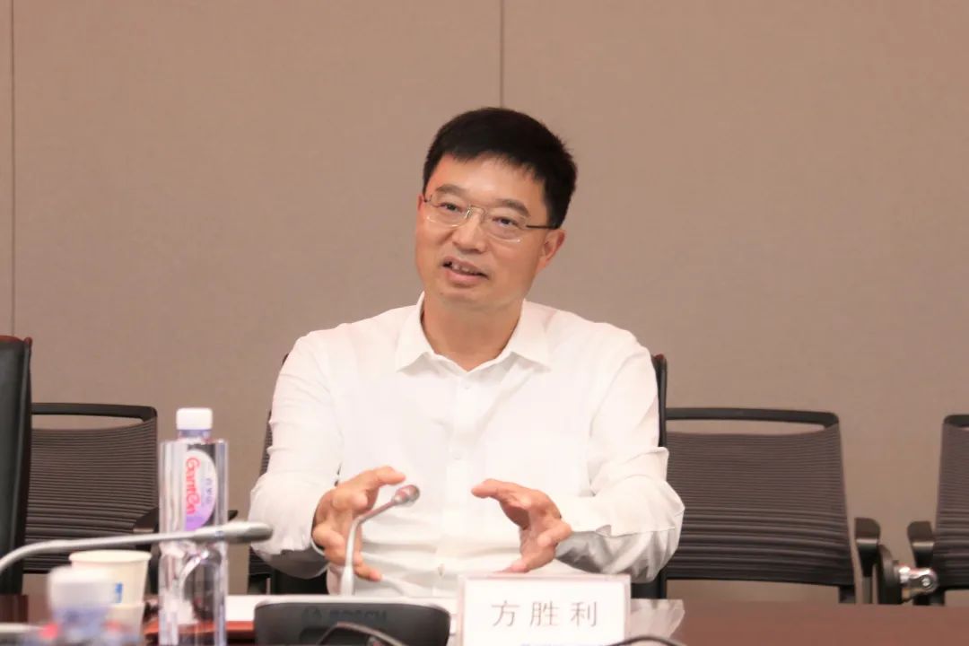 西安曲江文化产业投资(集团)有限公司副总经理,曲江建