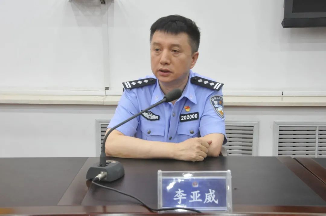 龙潭分局迅速贯彻落实市局9月工作例会精神