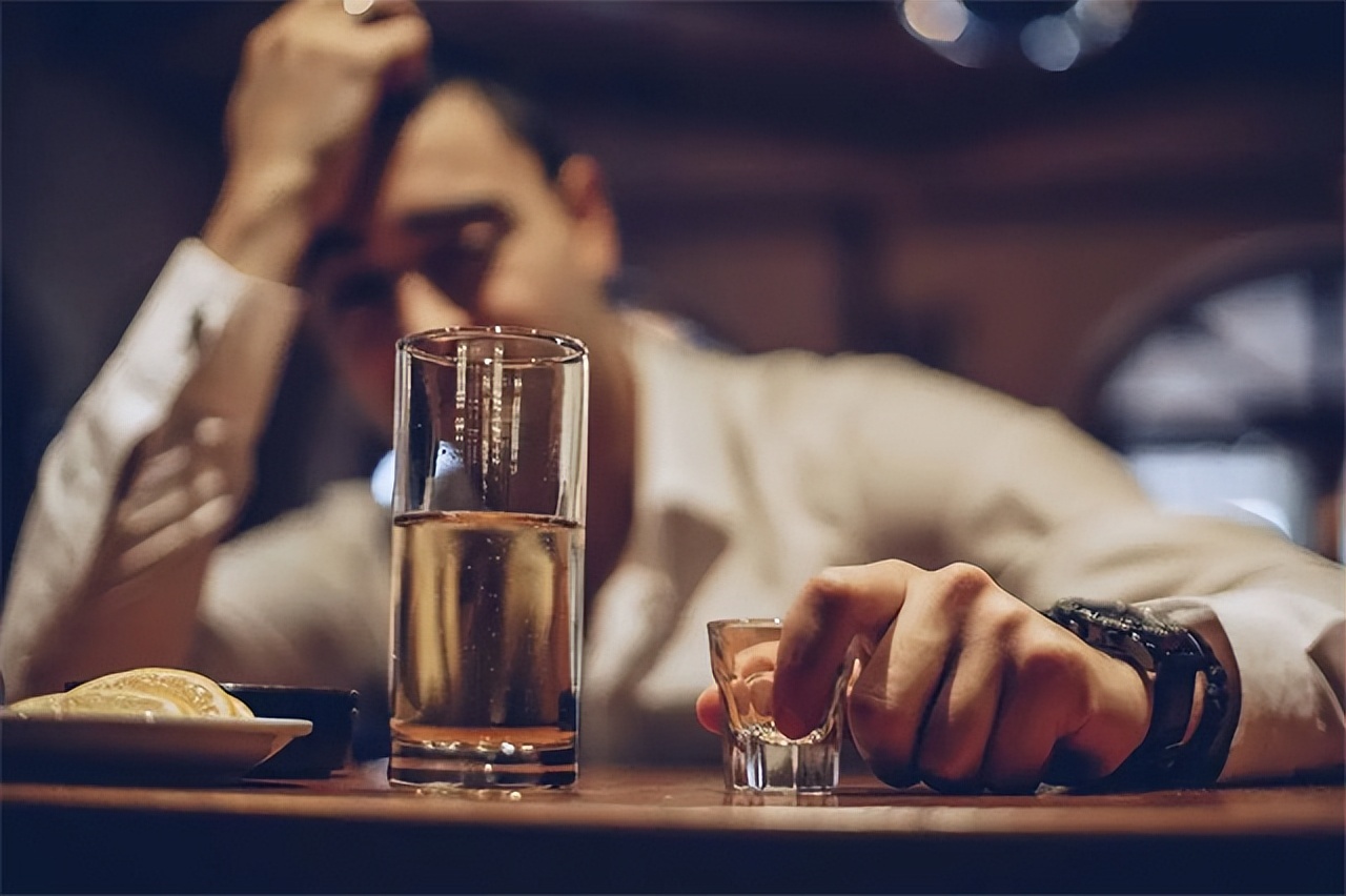 19年丽江反杀案:退伍女兵唐雪出于自卫反杀1米9挑衅男,后来怎样