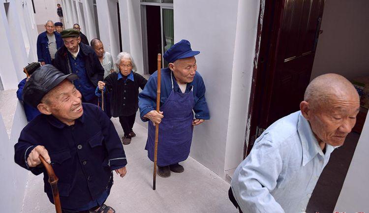 探秘矮人村:一个隐匿在山林中的奇幻世界