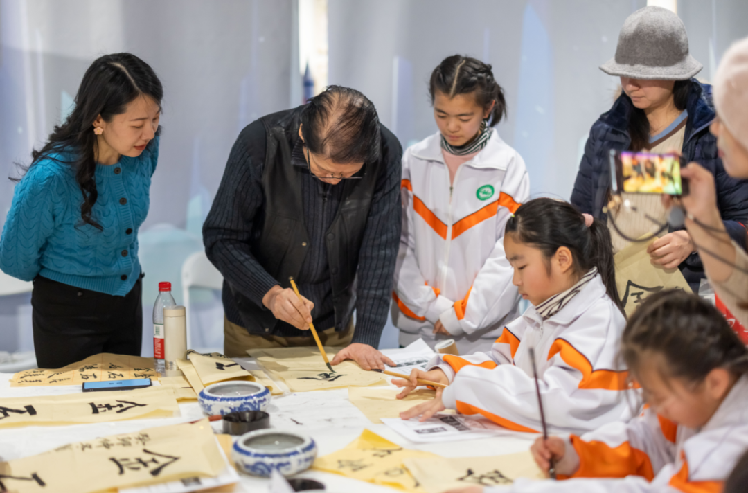 少年中轴行 美育正发生——天通苑学校美育成果展