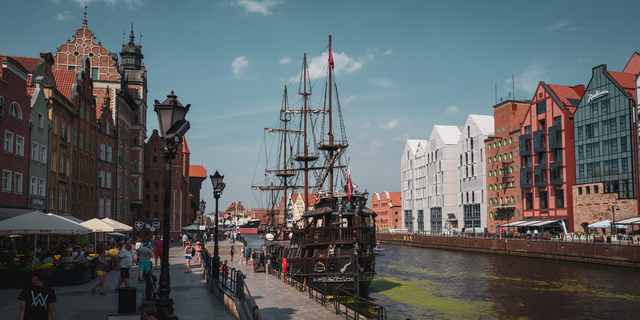 浅析18世纪俄国与英国贸易关系恶化所产生的影响