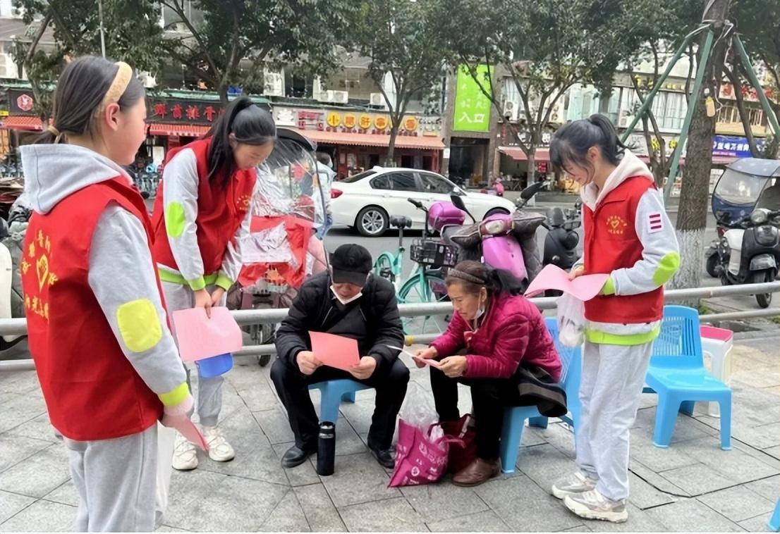 以文明之我點亮文明之城!成都晉陽小學開展陽光志願服務活動