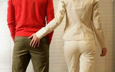 女性在办公室吃冰棒,算不算职场性骚扰?