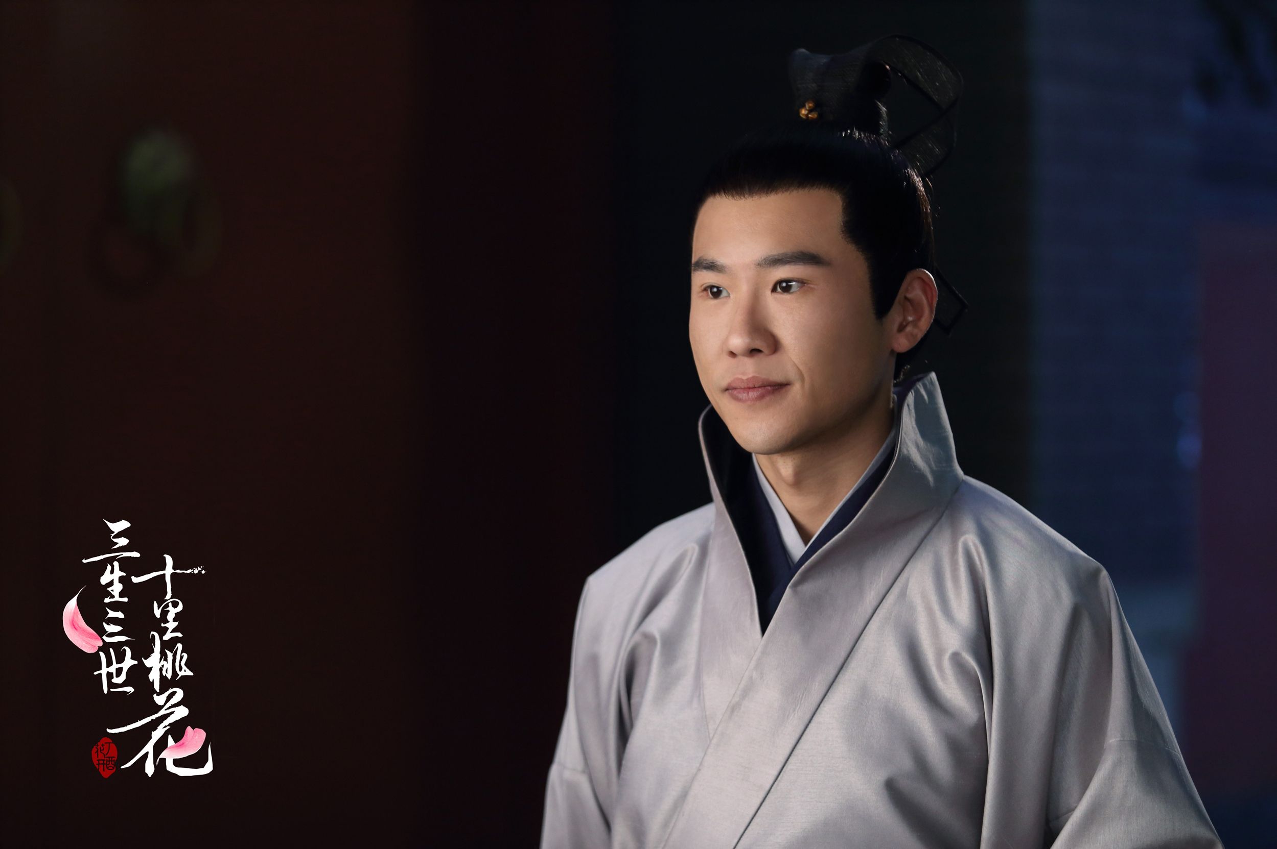 演员王骁不炒作没绯闻痴爱一人是母亲王馥荔的骄傲