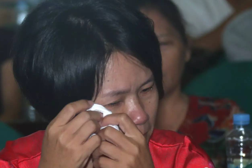 央视主持人李瑞英:工作28年零失误,听闻儿子坠楼,含泪坚守岗位