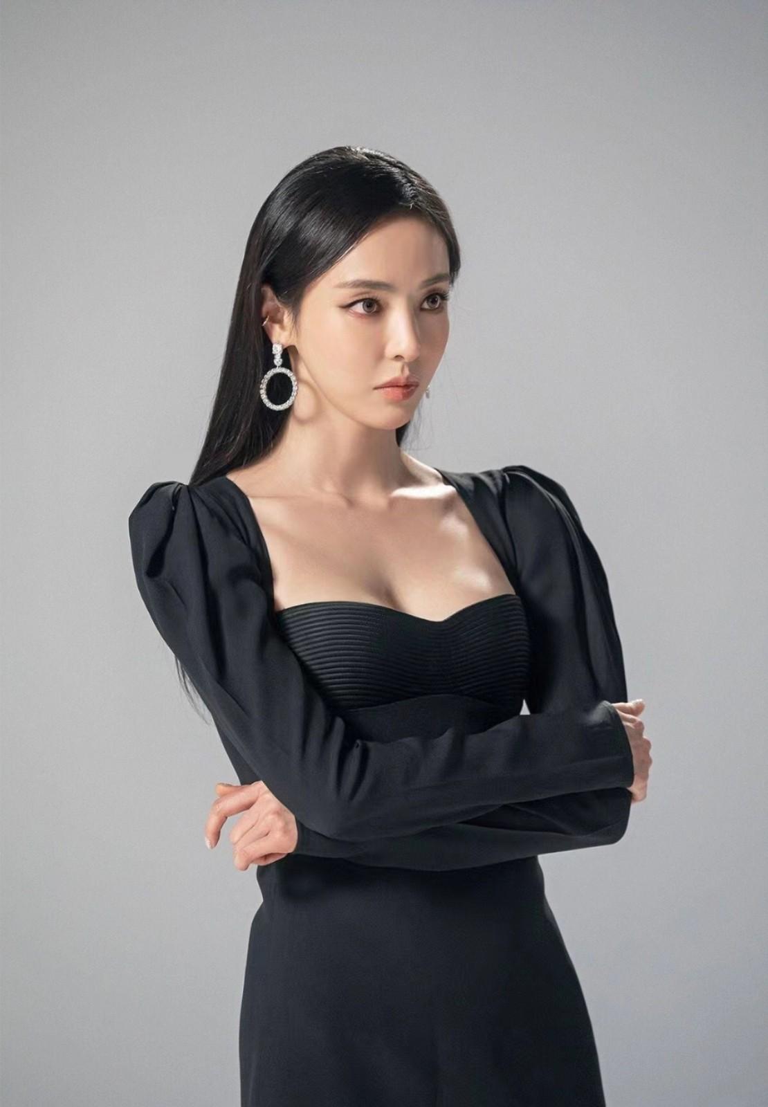 申敏儿:韩国模特出身的女神演员,曾与金宇彬拍摄广告结缘