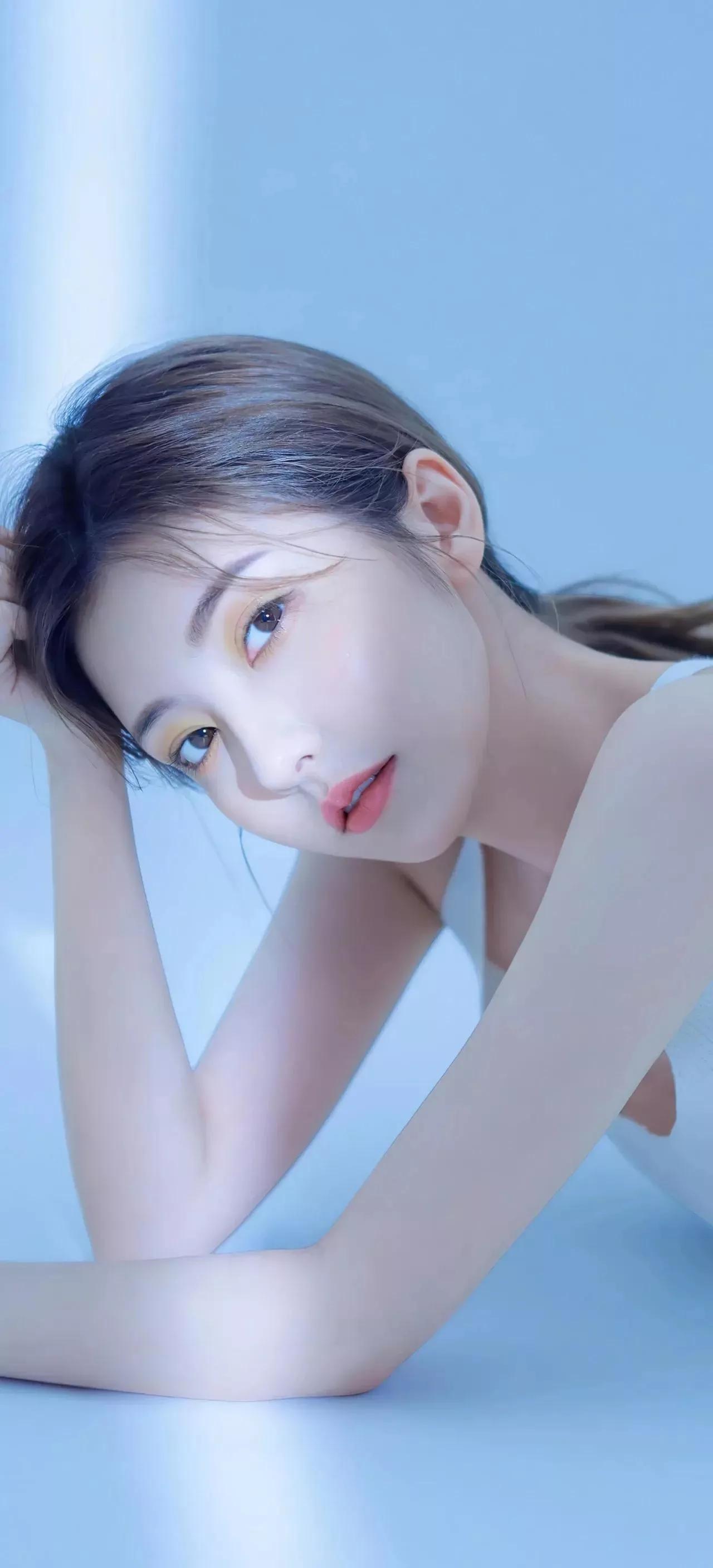 貌美如花的美女图片一册