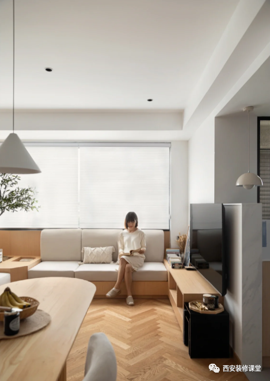 卡座代替沙发,收纳更多了