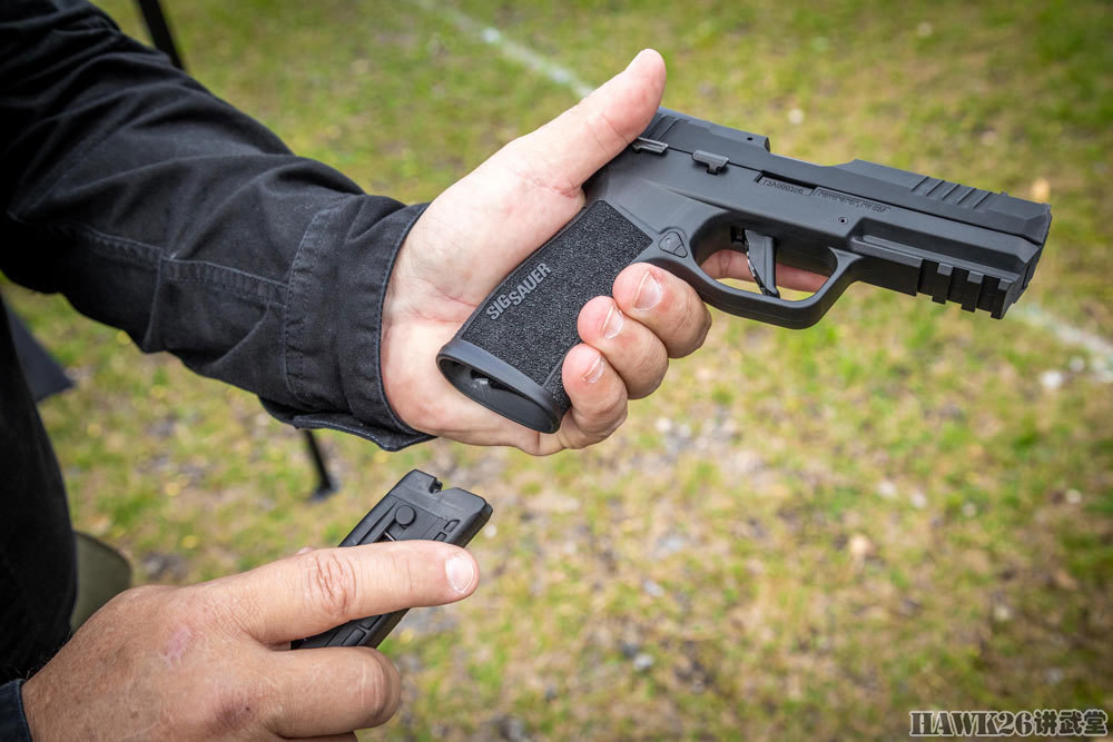 西格绍尔推出p322紧凑型手枪 .22lr口径 享受射击乐趣时降低花费
