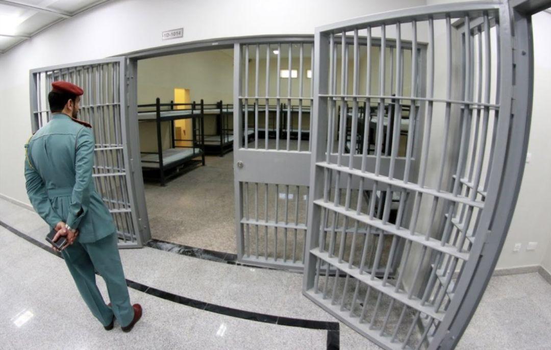 英国富翁因莫须有罪名被困迪拜监狱,目睹各种非人手段仍宁死不屈