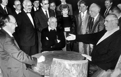 为什么说,广场协议后日本的失败,德国的兴盛对我们意义非凡?