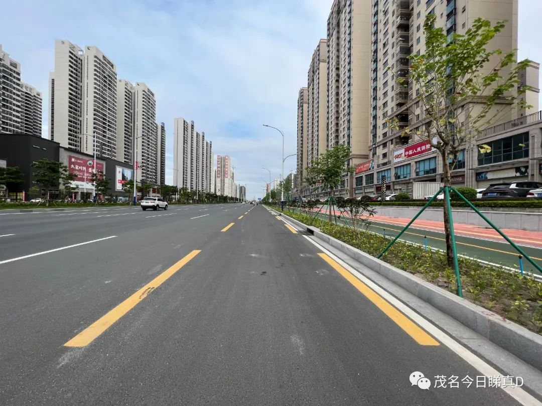 最靓的街——茂南大道,扩建临近尾声,但还有几块"硬骨头"未啃