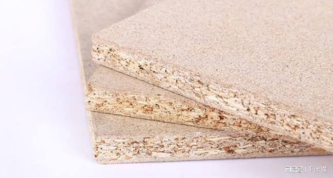 中木樵夫,颗粒板真的不安全吗?你家有颗粒板的衣柜吗?