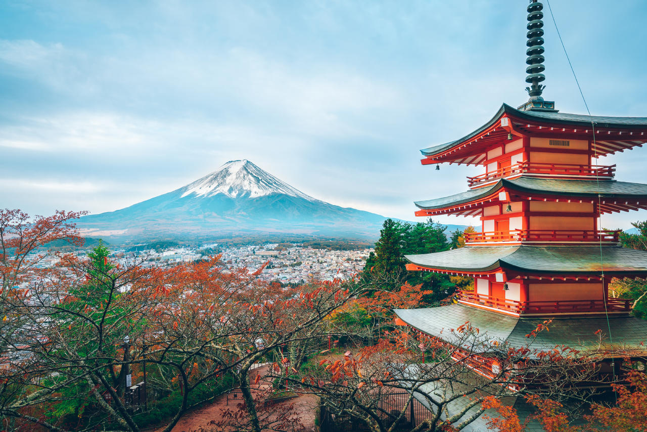 去日本旅游,为何日本人都非常讨厌背双肩包的游客?导游道出隐情