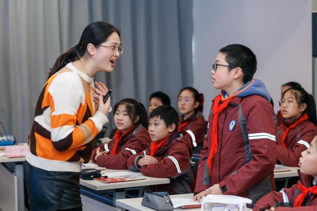 做有温度的教育,暖了学生和家长,寒了老师的心.