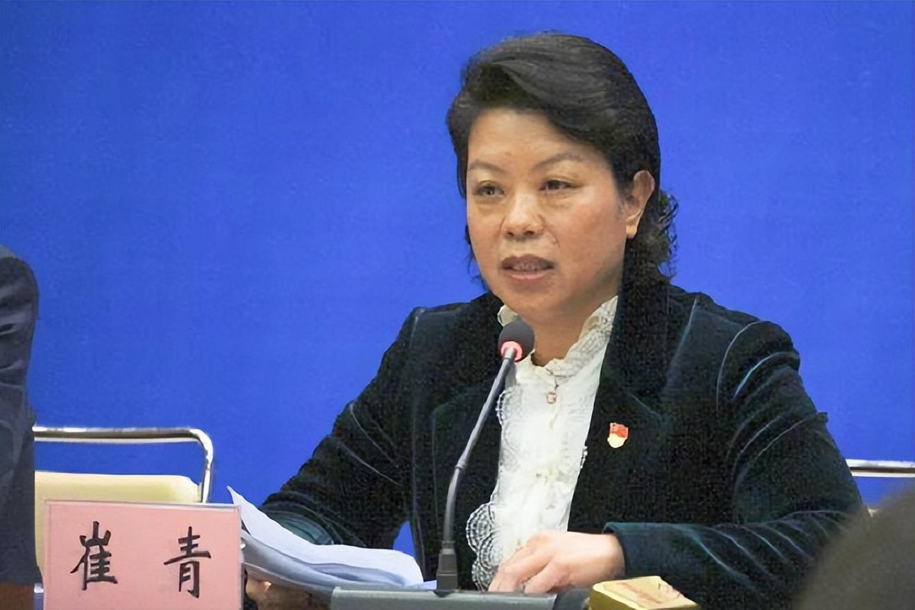 纪实:"色虎"市长崔青:敛财千万爱喝茅台,一喝多了就要点鸭子