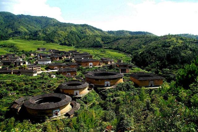 福建著名旅游景点有哪些?