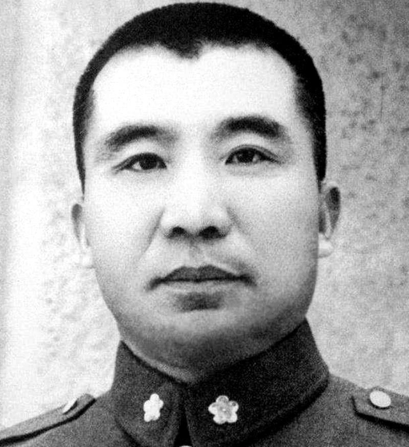 国共巅峰对决,忠勇之将王耀武,竟被和尚将军许世友打得节节败退