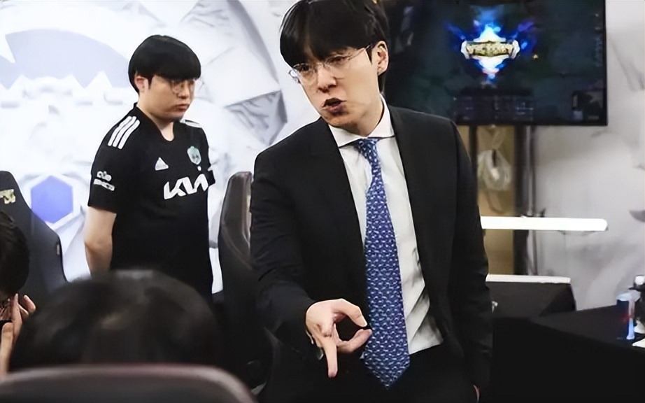 韩国电竞王力宏下课,lol进入颓势?网友:该和国内学学规范化
