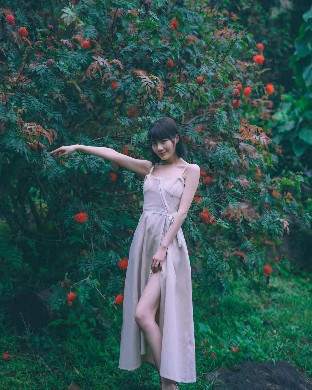 惊喜!31岁tvb才女吴沚默秀好身材获赞,曾和王祖蓝一起创作剧本