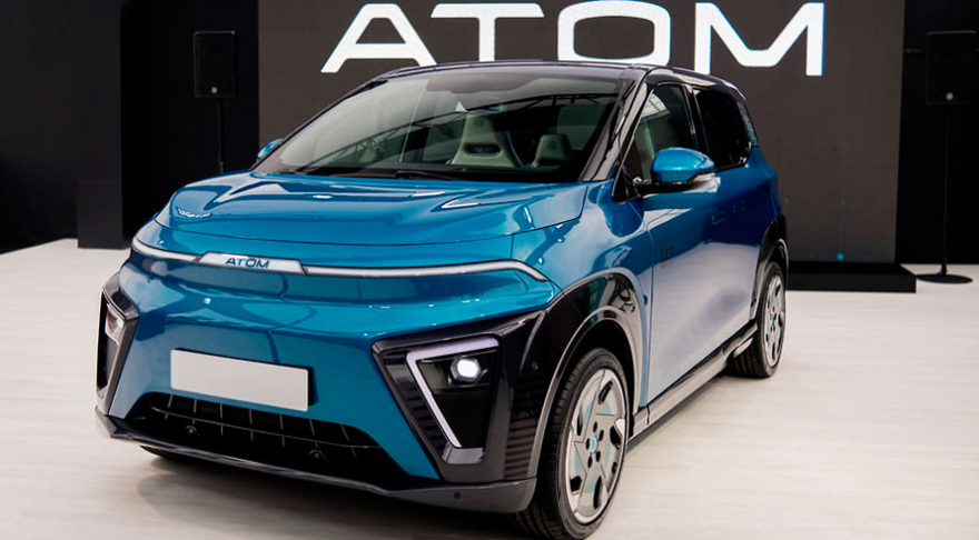 全俄罗斯电动汽车 atom 推出