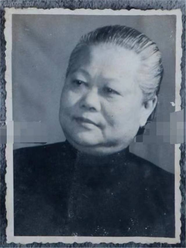 百乐门创始人盛七小姐,错过宋子文,晚年竟住化粪池旁