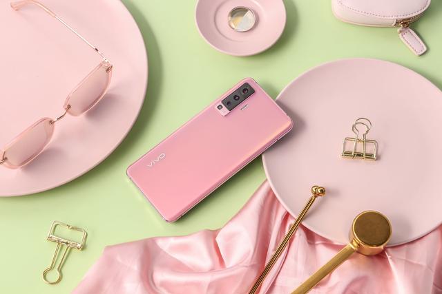 外观华丽内敛,影像革命颠覆,vivo x50上手图赏