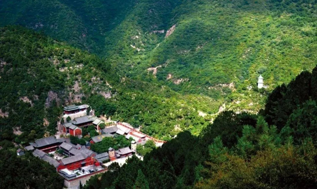 最隱士——雲夢山隱居避暑地