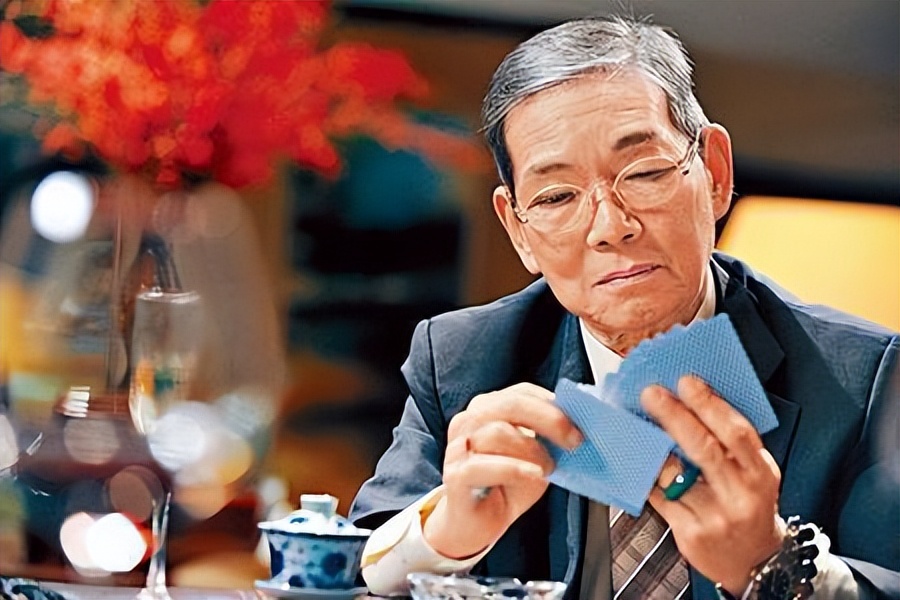 江毅:演活了柯镇恶,也演活了陈万贤,却一生未娶遗憾离世