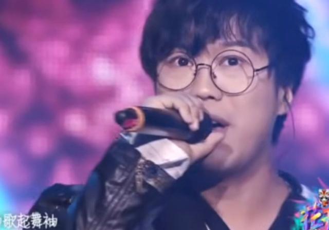 姜广涛前妻发文,小魂宣布退圈,二次元出事,也让人猝不及防!