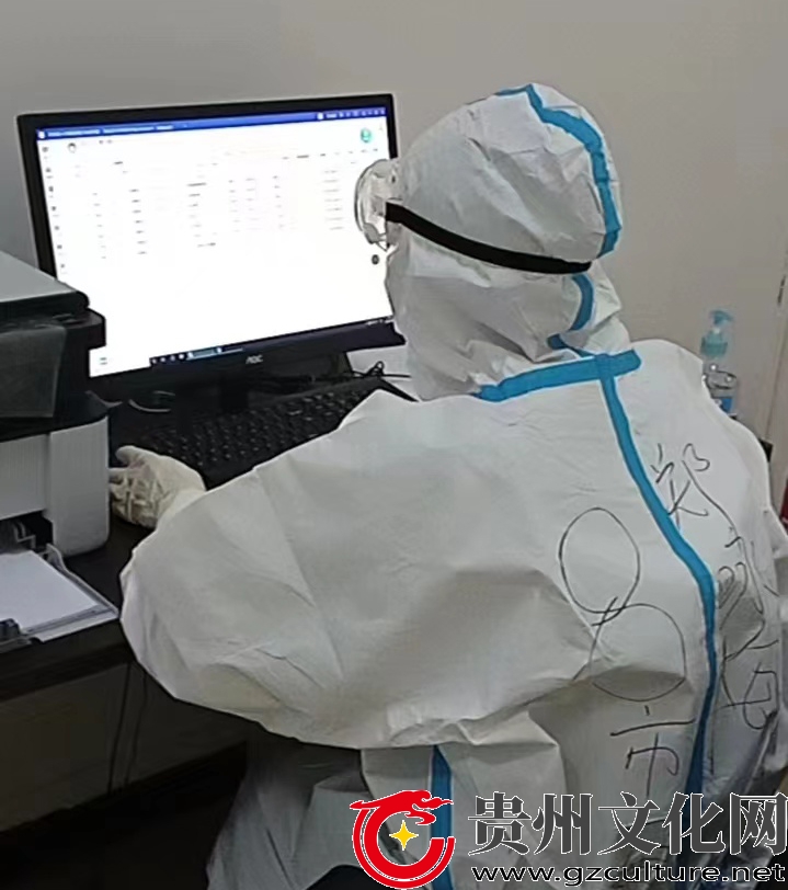 「战"疫"先锋」市一医郑咏梅:方舱战"疫" 只为守护群众健康