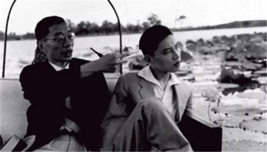 伟大翻译家傅雷在儿子入英国国籍后受尽凌辱,晚年与妻子含恨自缢