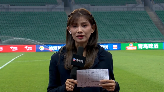 唏嘘!中国足球记者去跑外卖,结果电动车被偷,李璇:真的是同行