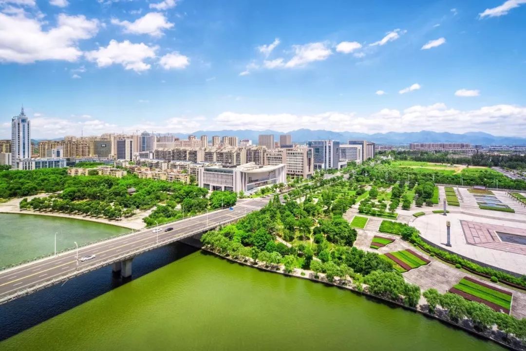 向生态要效益 向空间挖潜力——浙江衢州畜牧业的"通衢大道"