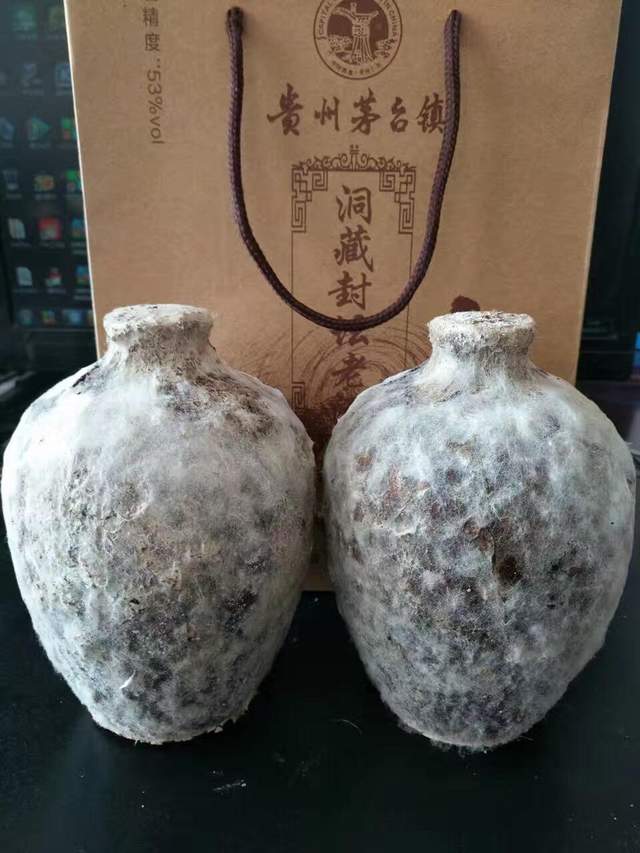 茅台镇洞藏酒:散酒灌装的"三无"网红,成本只有5元
