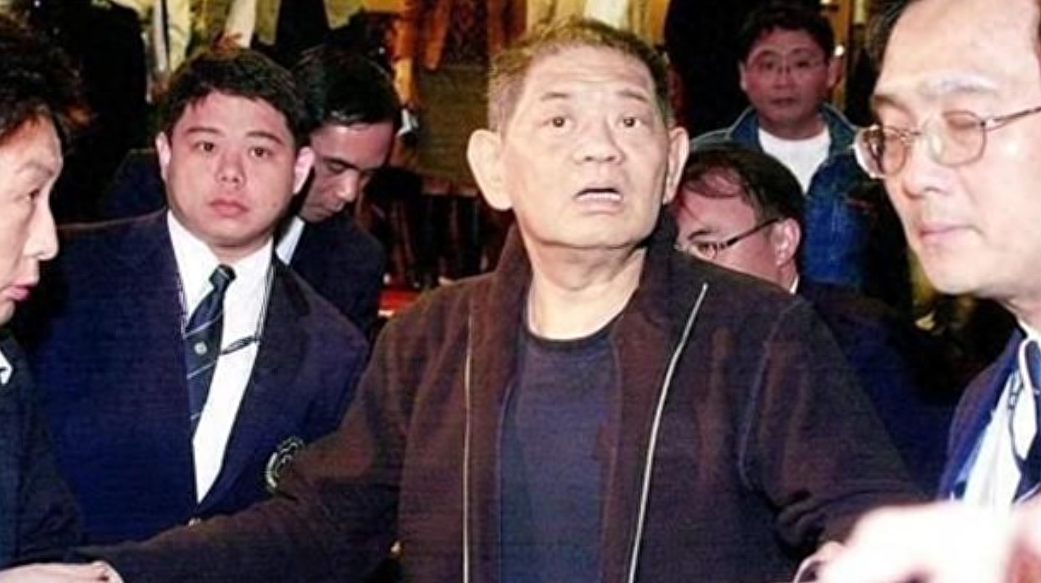 黄任中花20亿泡妞,留儿子26亿巨债秘密揭晓
