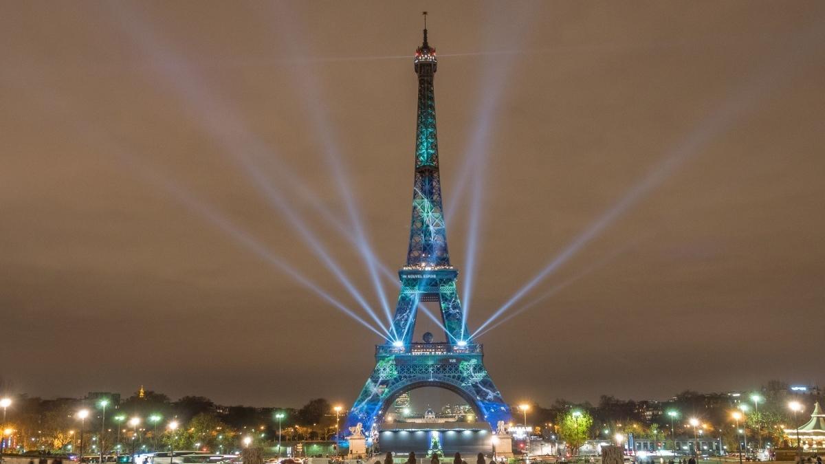 la tour eiffel(法文);eiffel tower(英文)中文名:埃菲爾鐵塔