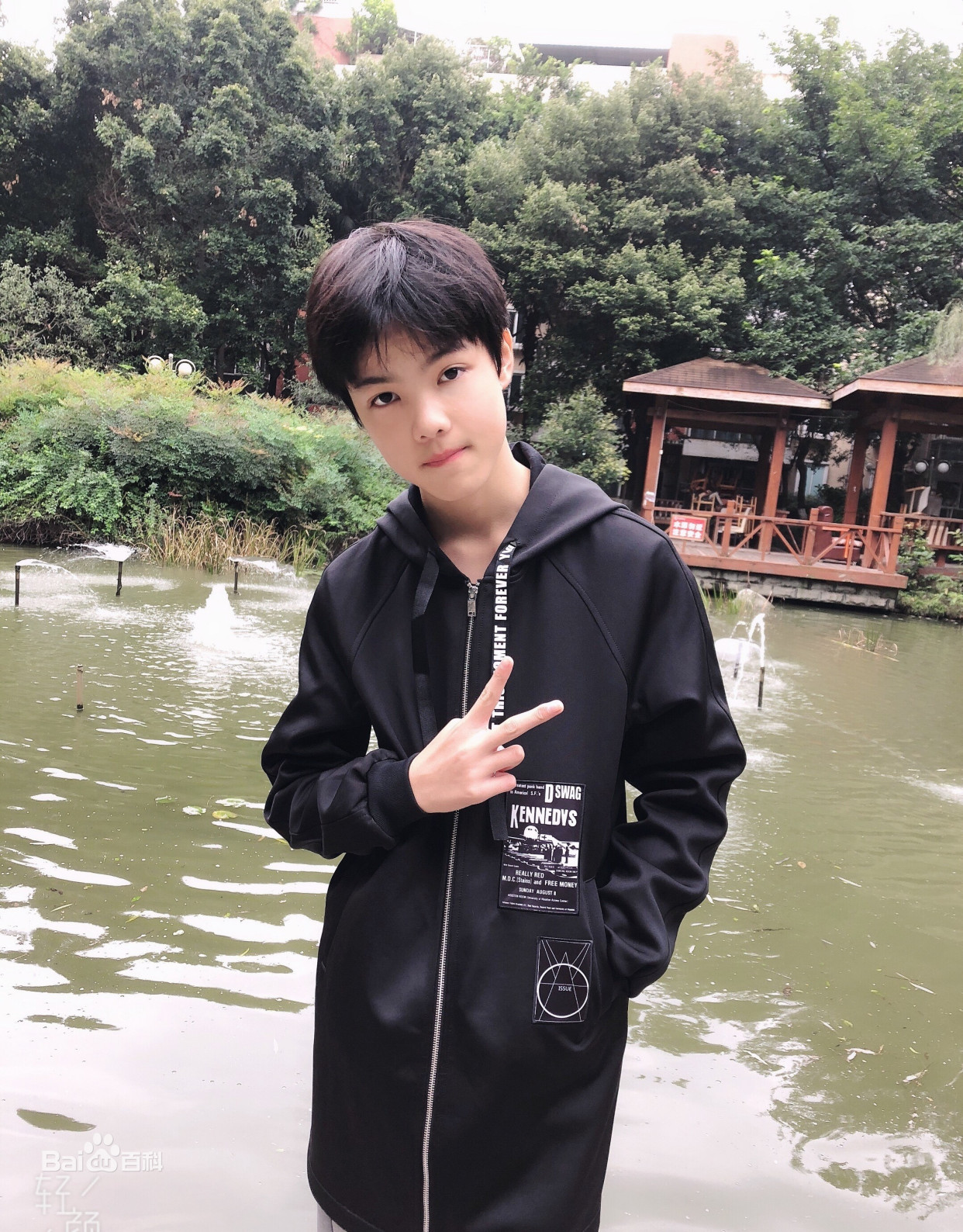 二代被淘汰的殷涌智,是时代峰峻被耽误得最厉害的孩子之一