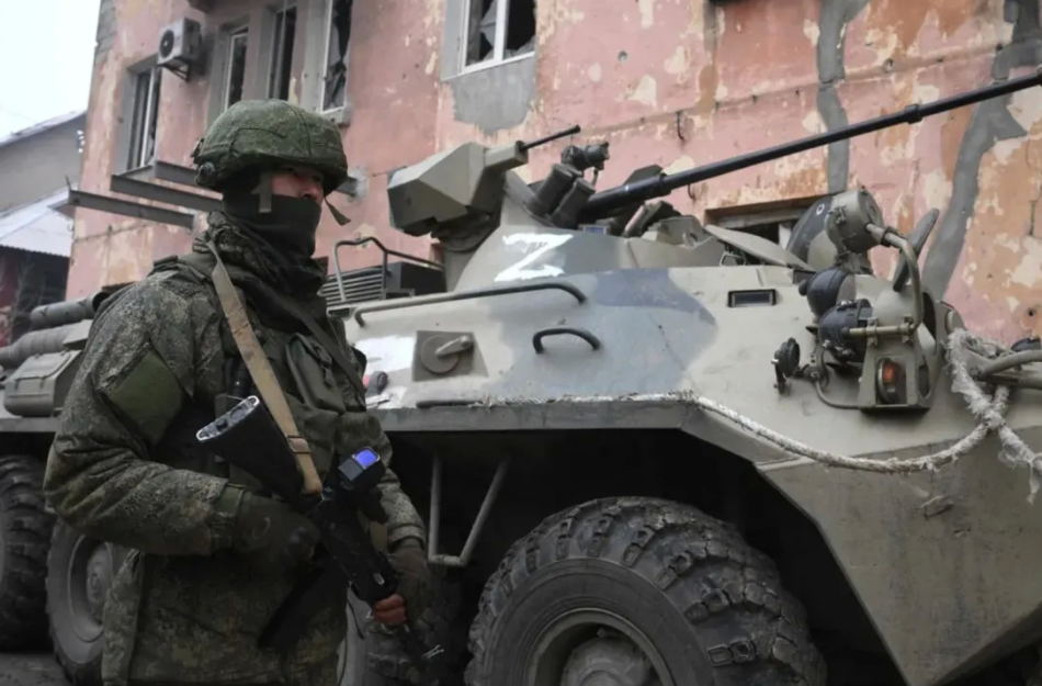 btr-80裝甲運輸車是蘇聯在20世紀80年代研製的4軸8輪驅動裝甲