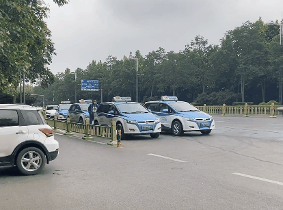 安阳这些出租车的行为太霸道