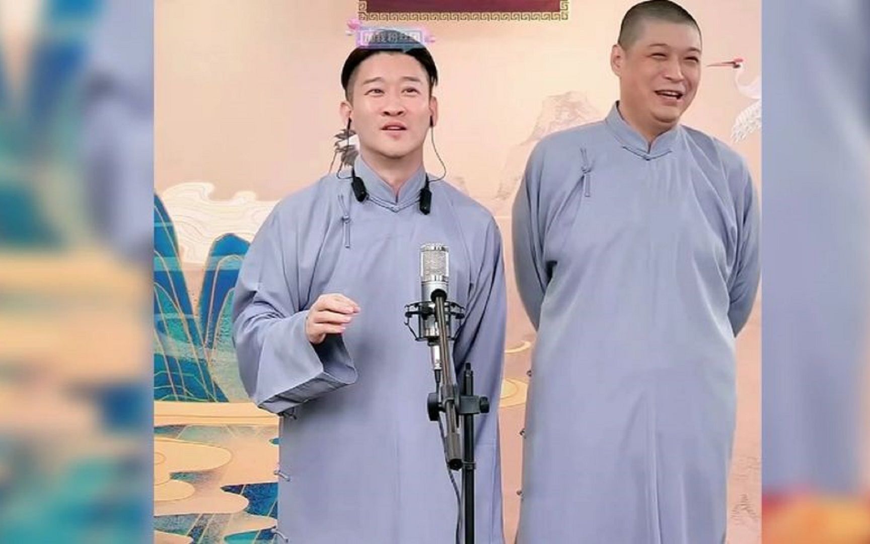 曹云金唐苑先后晒娃疑似复婚,网友:他得立人设,把饭碗找回来