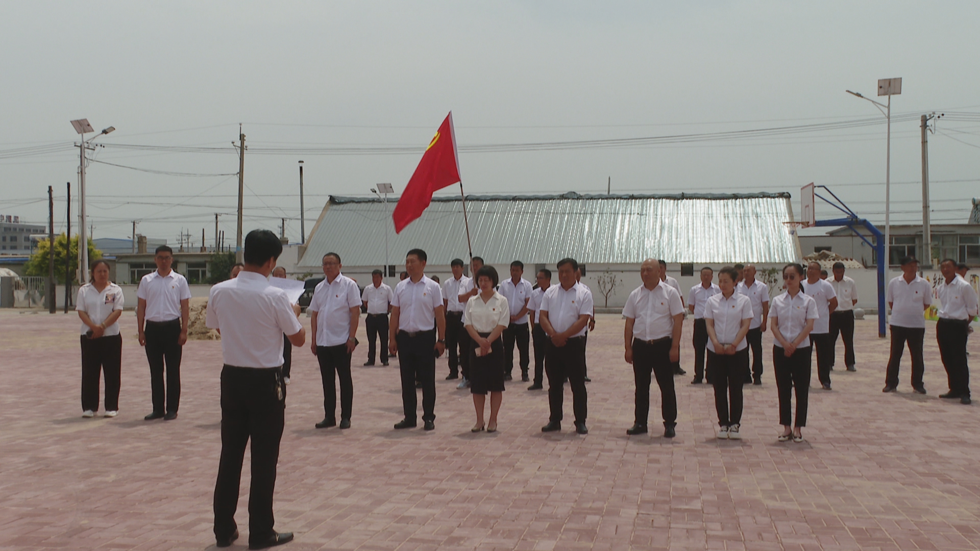 辽宁省新民市:法哈牛镇——政绩大比武 交流促提升