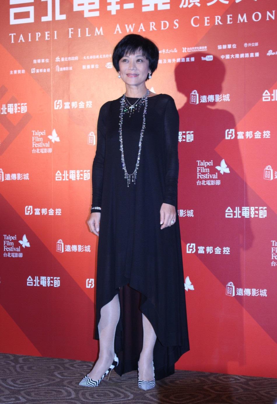 台湾第一美女演员张艾嘉,这28张图片告诉你她有多优雅多美丽