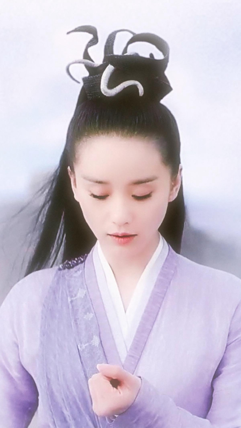 女星古装剧中演"圣女":刘诗诗高贵,唐宁冷艳,唯独她步步生莲