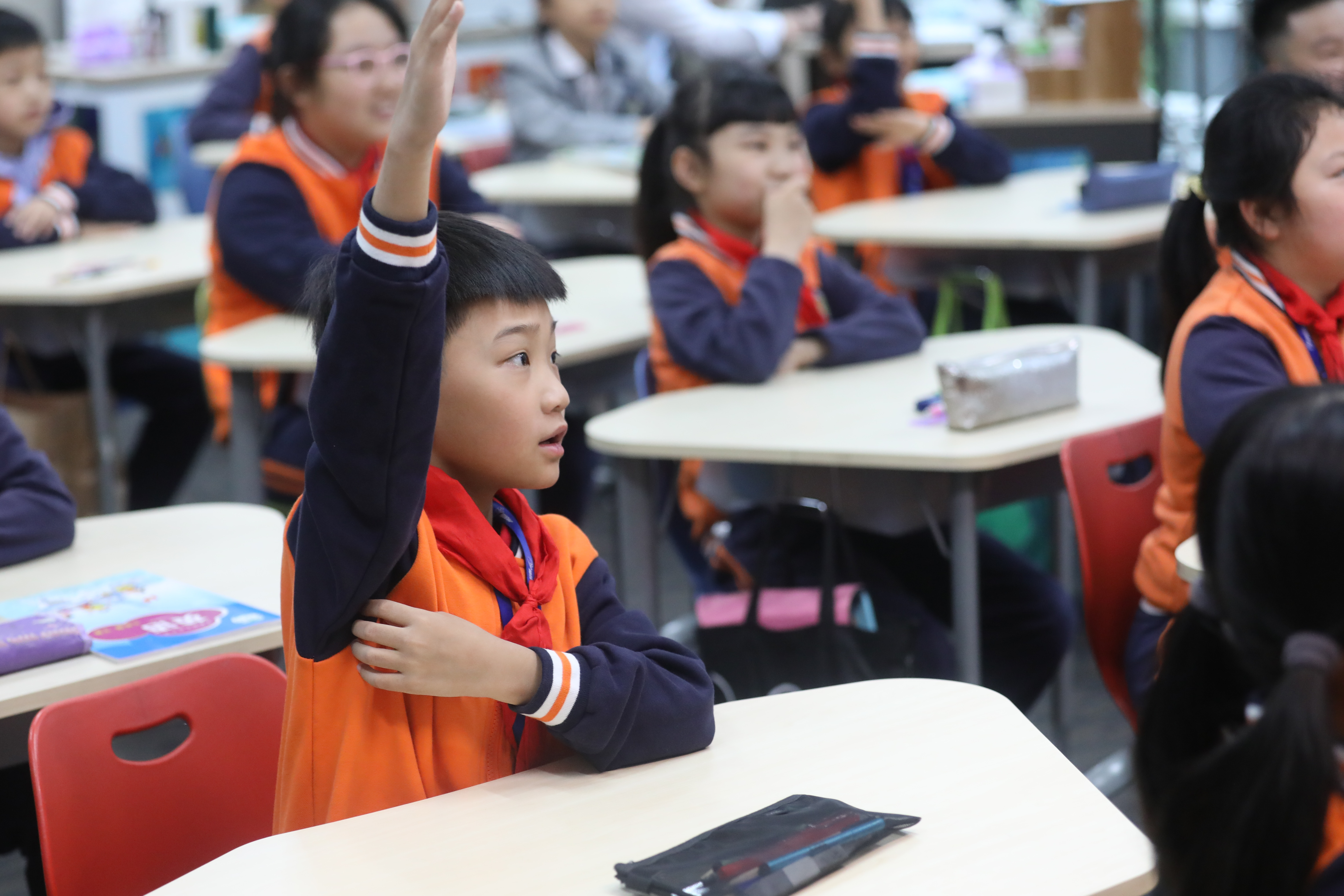 贵阳:小学陆续复学