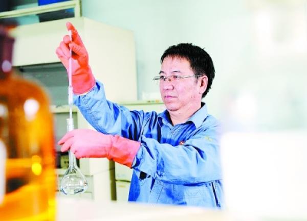 吴文清:研发新产品顶替进口直至超越